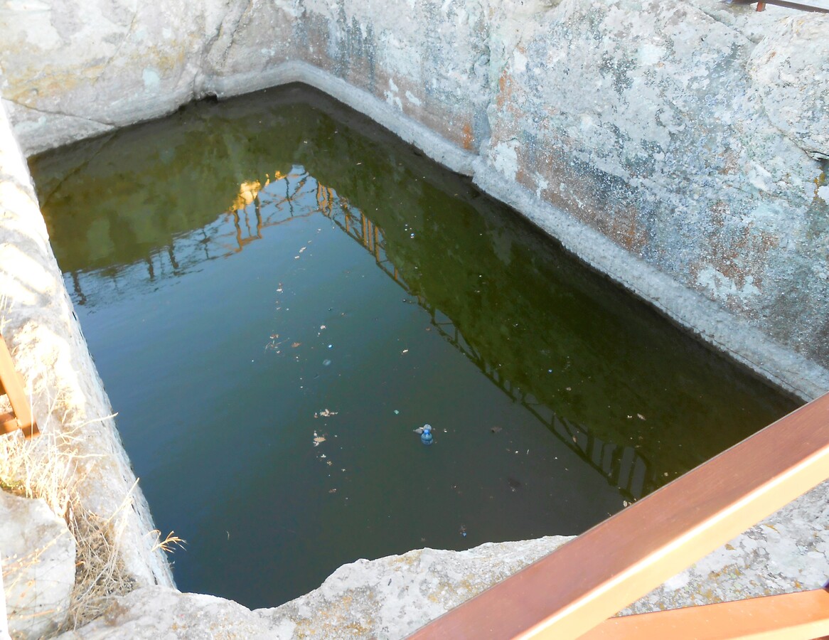Перперикон, издълбан в скалата водоем за събиране на вода